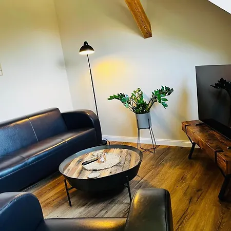 Zur Alten Tischlerei * Dissen (Spree-Neisse)