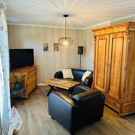 Apartment Zur Alten Tischlerei Dissen (Spree-Neisse)